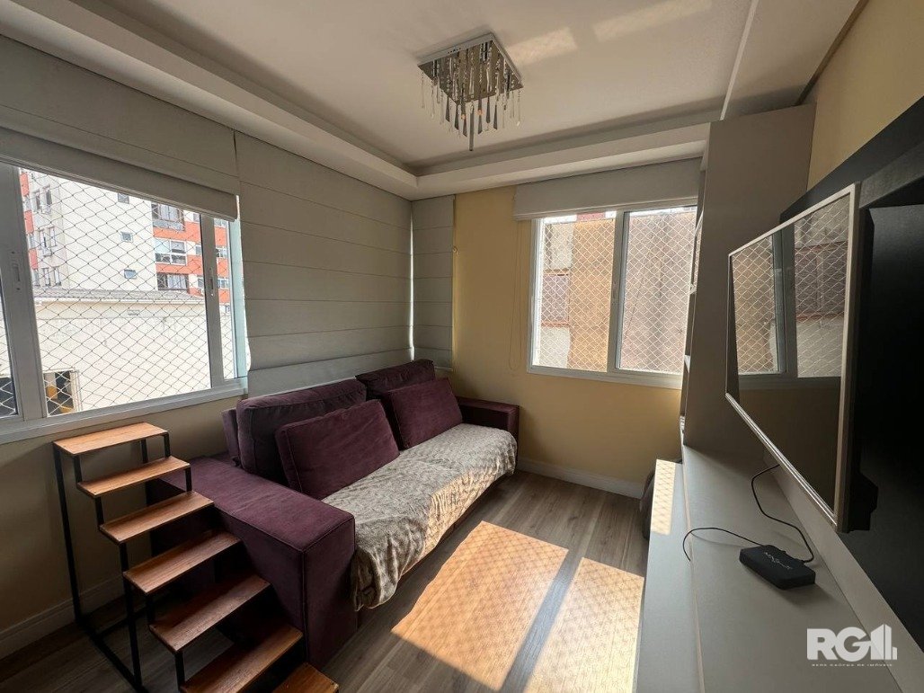 Apartamento à venda com 1 quarto, 46m², 1 suíte, 1 vaga, Rua Miguel Teixeira no bairro Cidade Baixa em Porto Alegre