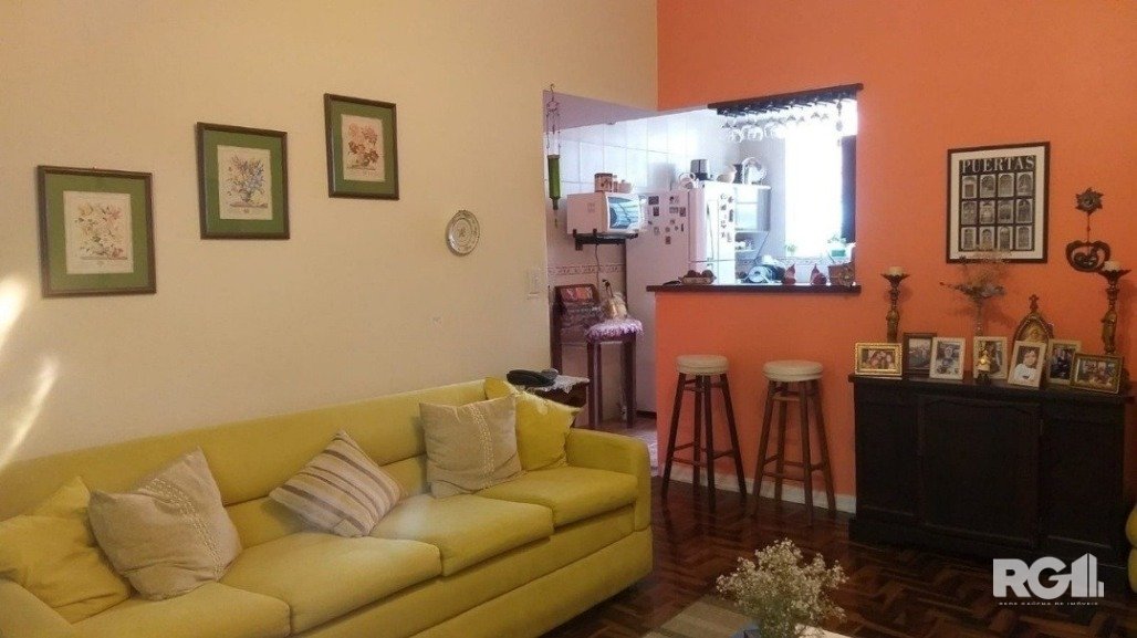 Apartamento à venda com 3 quartos, 102m², 1 suíte, Rua Ferreira Viana no bairro Petrópolis em Porto Alegre