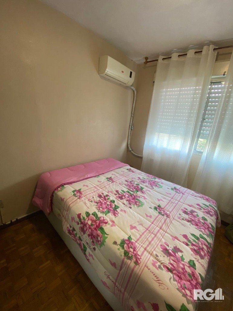 Apartamento à venda com 1 quarto, 42m², 1 vaga, Rua Orfanotrófio no bairro Santa Tereza em Porto Alegre